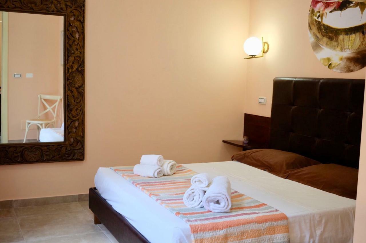 ليتشي 4 Balconi Liberty Apartments المظهر الخارجي الصورة