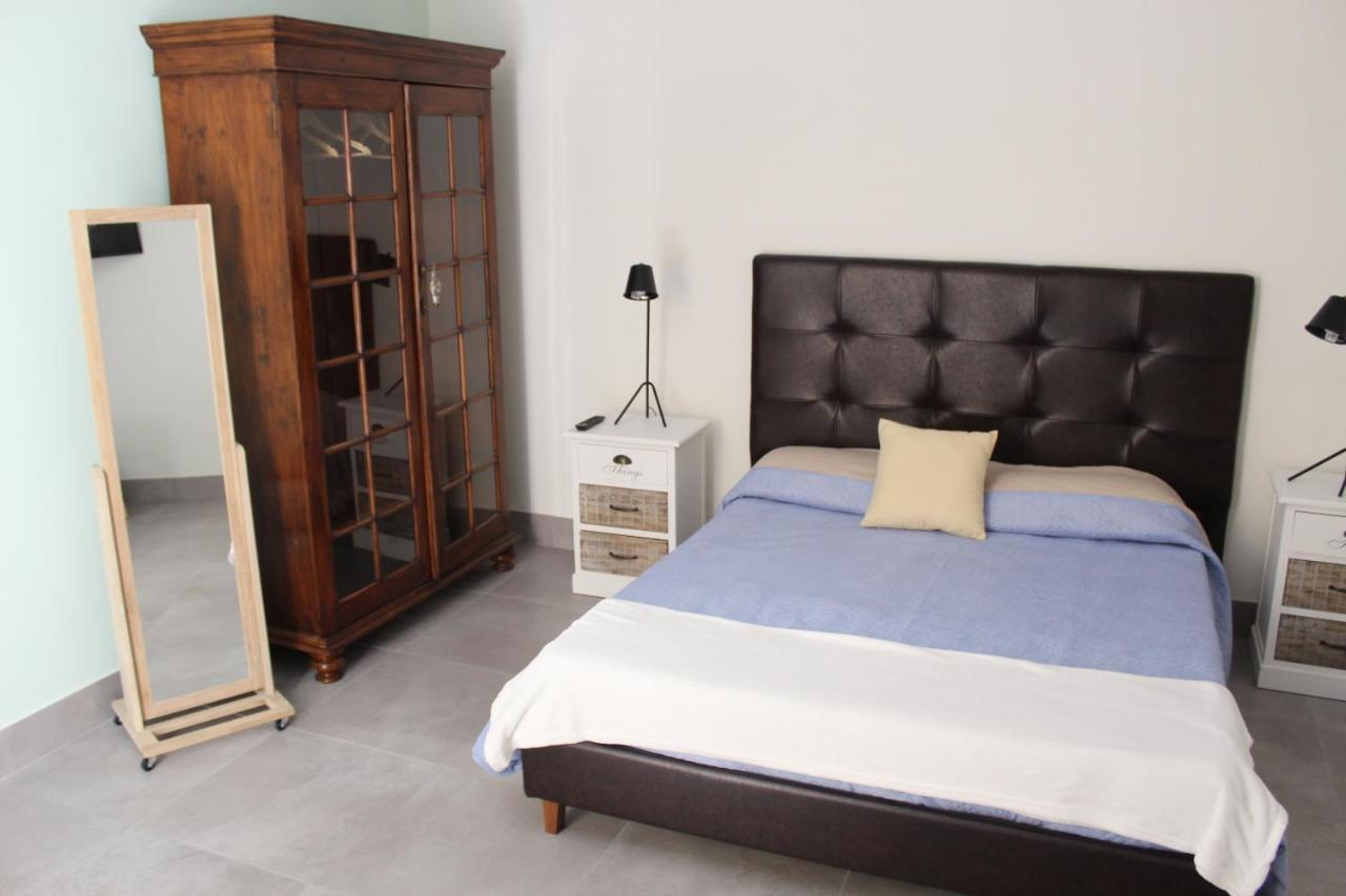 ليتشي 4 Balconi Liberty Apartments المظهر الخارجي الصورة